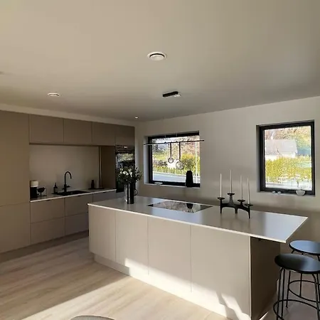 Apartament Bolig Sentralt I Haugesund Skre